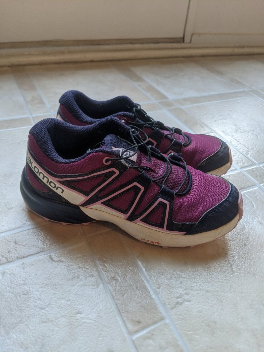 Salomon Speedcross Trail Running Shoes – Youth 1 (EU 32) – Pink/Purple